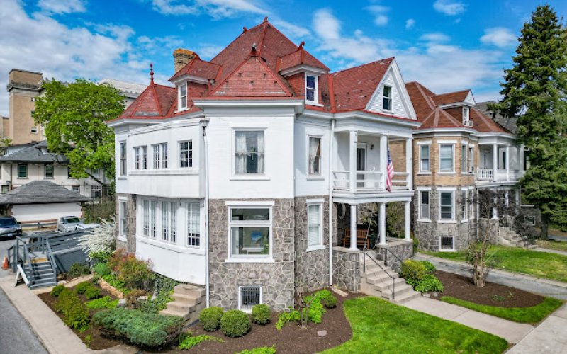 Light House Realty LV — Real estate agency in Allentown