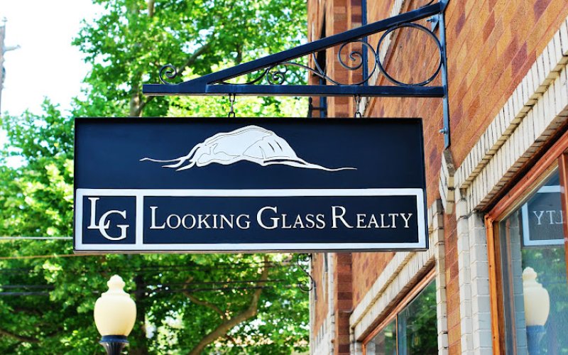 Looking Glass Realty Asheville — Real estate agency in Asheville