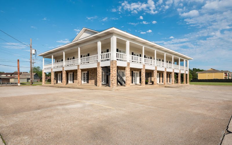 RE/MAX ONE
