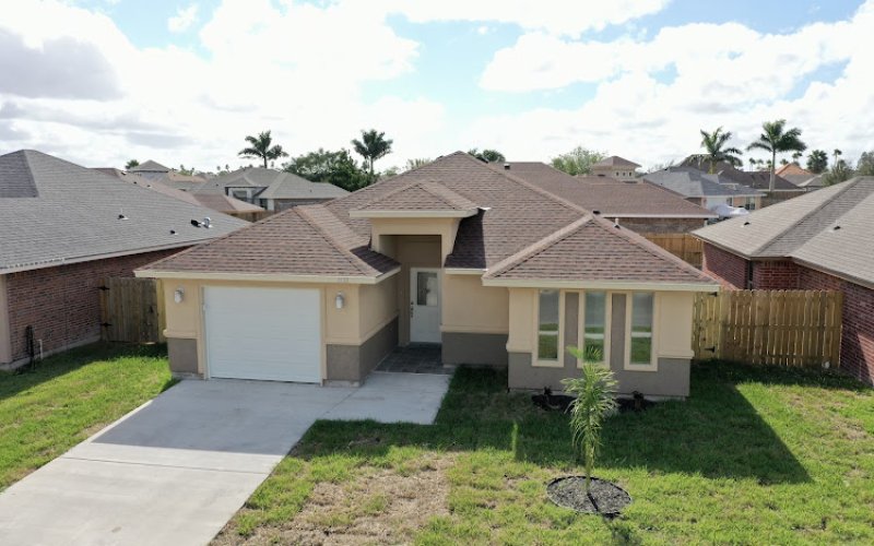 REMAX ELITE - Hector Rodriguez - Real Estate — Real estate agency in Brownsville