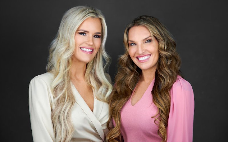 Evolve Real Estate: SOLD Sisters — Real estate agent in Clarksville
