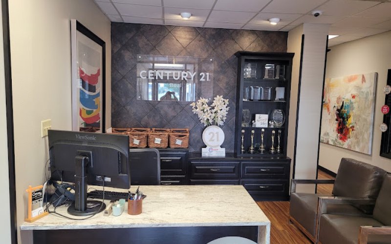 CENTURY 21 Integra College Station, Bryan & Brazos Valley, Texas — Real estate agent in College Station