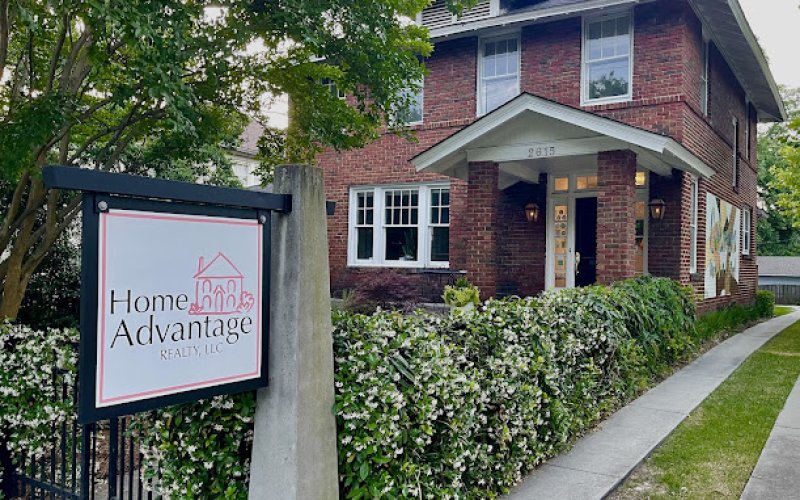Home Advantage Realty - Devine