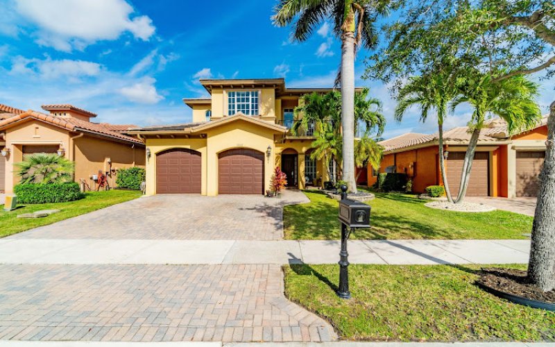 Steve Levin - The King of Real Estate and The Levin Team at Keyes