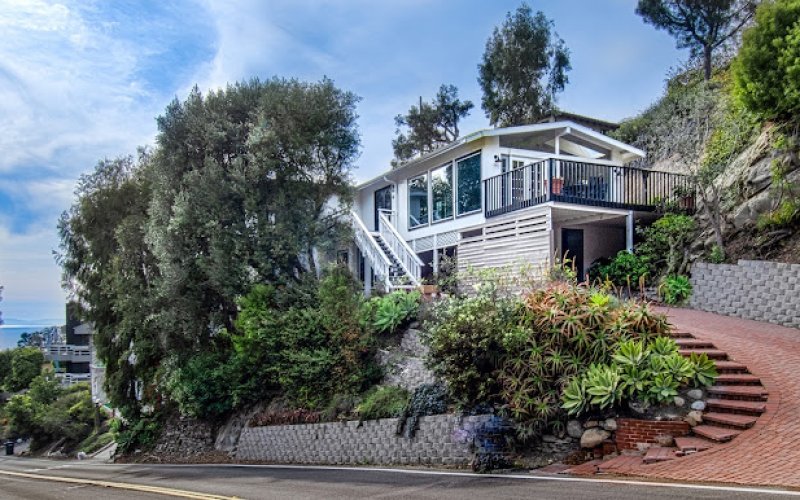 Premier Cal Realty — Real estate agency in Costa Mesa
