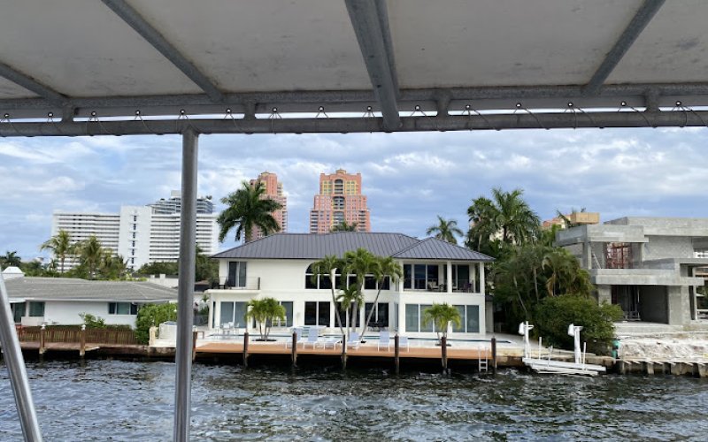 Vic Markarian Realty Group