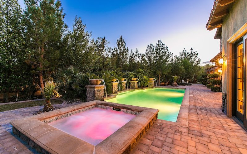 Team Carver Real Estate | Leslie Carver – BHHS Nevada Properties