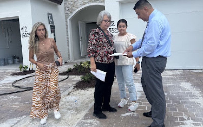 Mary Martinez Realty