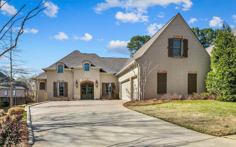 Locke Ward, Realtor C.H. & Company Real Estate, Inc . — Real estate agent in Jackson