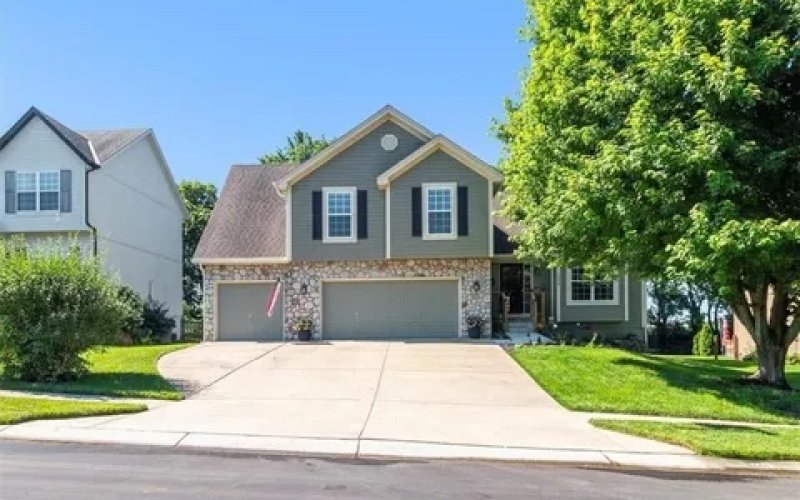 KC LOCAL HOMES