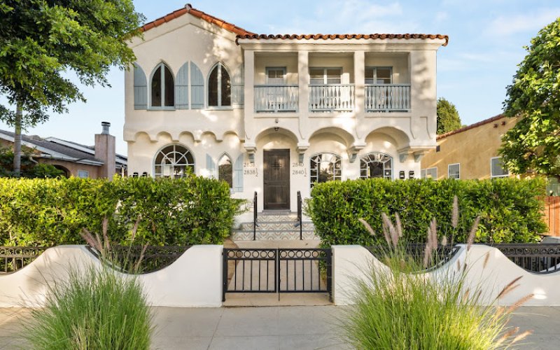 Stephanie Younger Group - Realtor — Real estate agency in Los Angeles