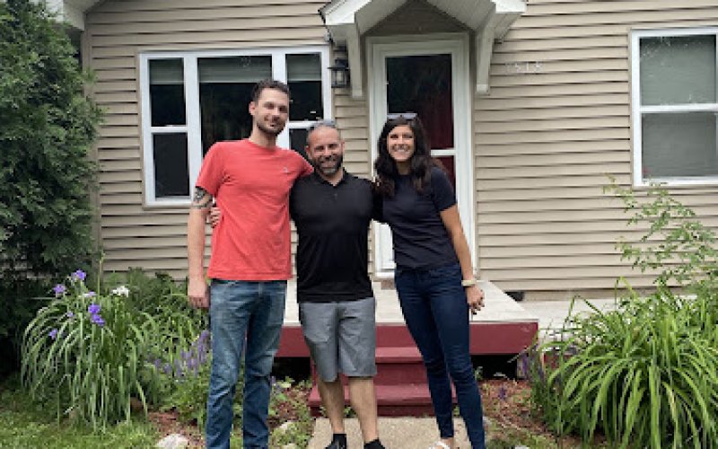 Kris Lindahl Real Estate