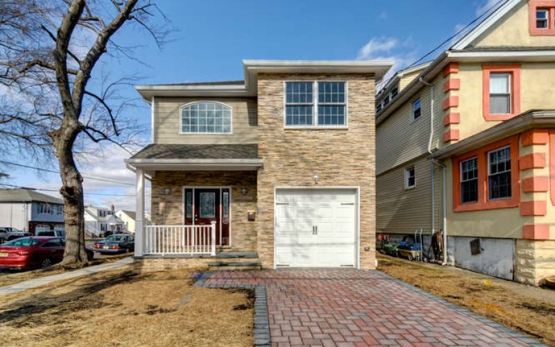 Weichert Realtors - Home City