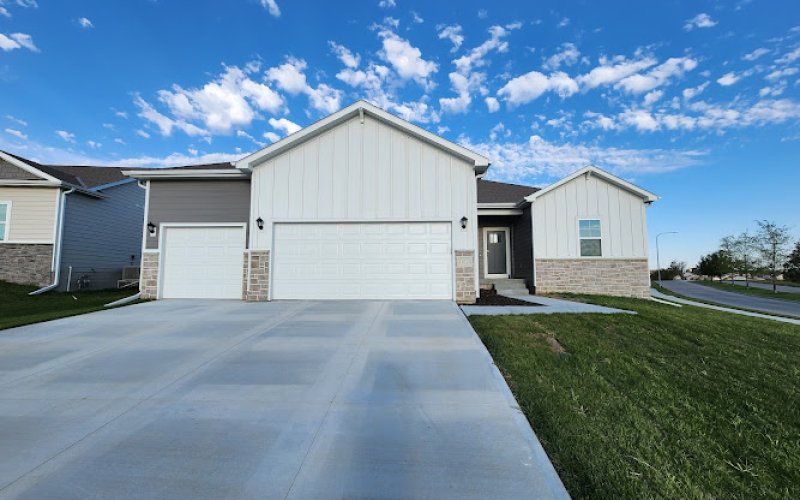 Exp Realty - Your Advantage Team Omaha Real Estate Agents | Tyler Bundy