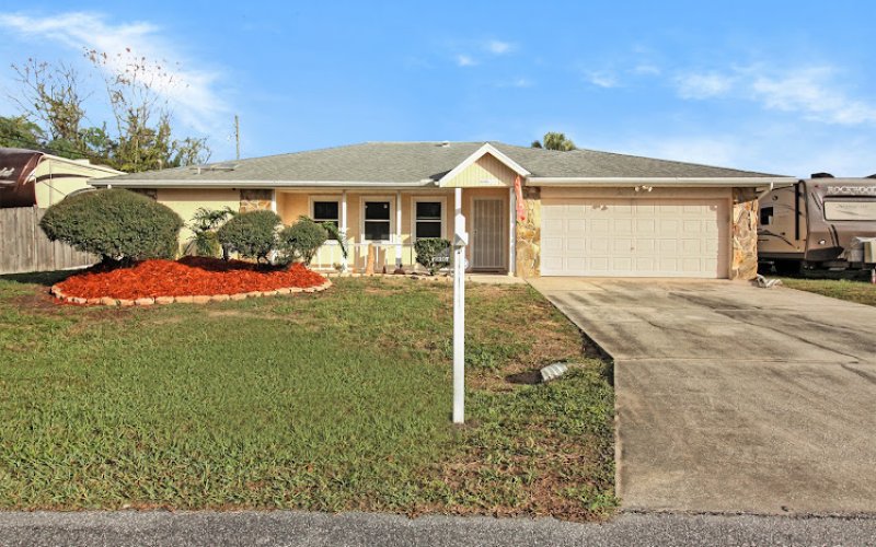 RE/MAX Elite Palm Bay Candace Mulvaney