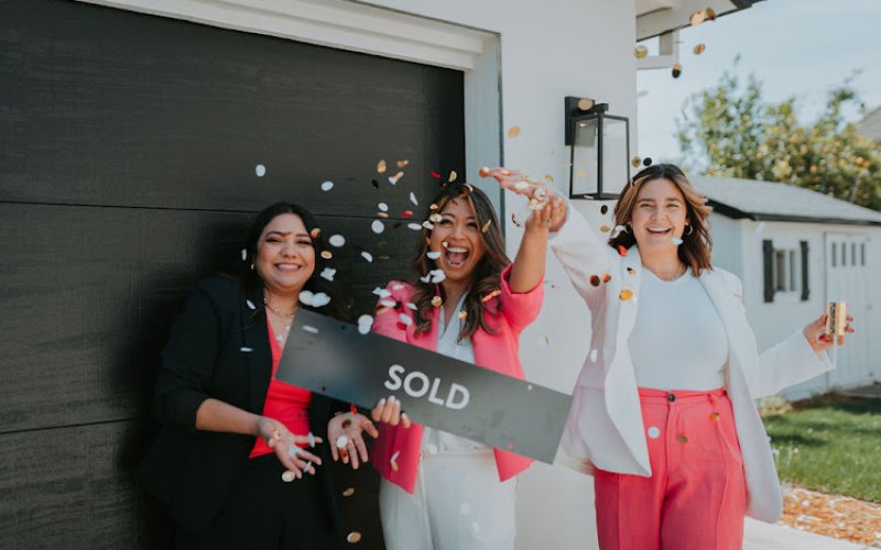Jenny Rosas - Kinship Real Estate