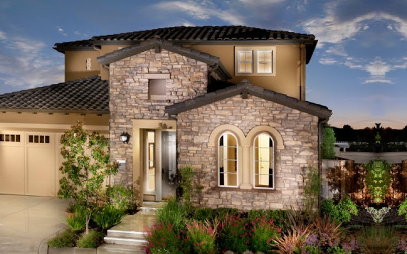 Jessica Bernal Realtor - Realty Masters & Associates