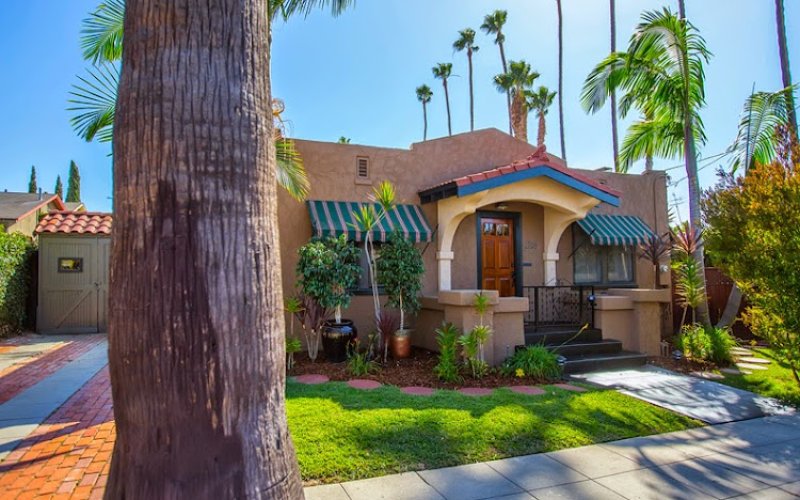 Mike & Jessica Wolf, Coldwell Banker West, Wolf Real Estate Team