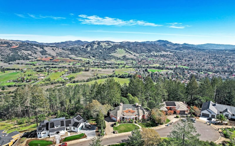 Romy Campbell REALTOR® - Wine Country Fine Homes - Serving Windsor, Santa Rosa and surrounding Sonoma County