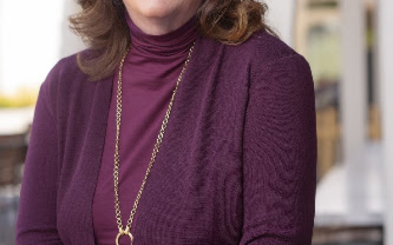 Beth Cooney - Dickson Realty