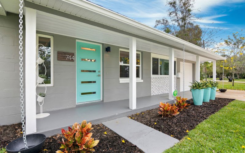 KEYSEEKERS REAL ESTATE — Real estate agency in St. Petersburg