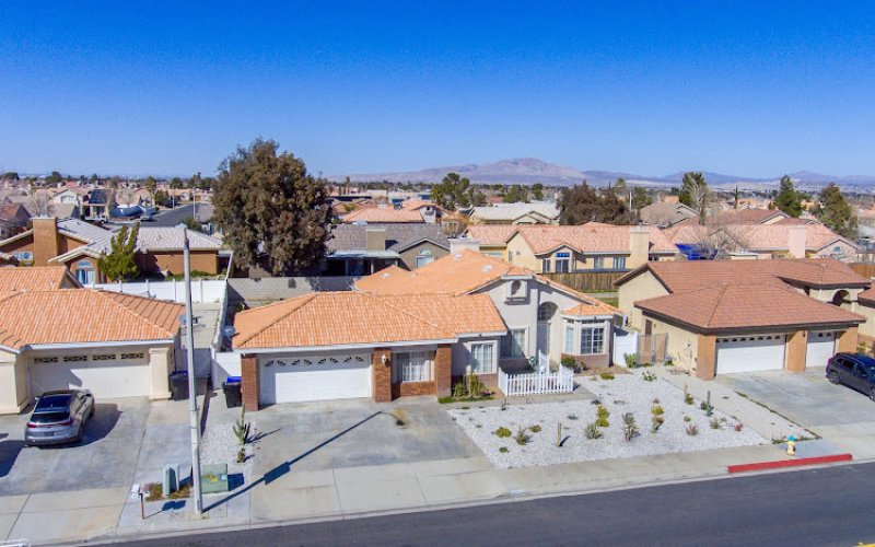 Christine Mejias Realtor — Real estate agent in Victorville