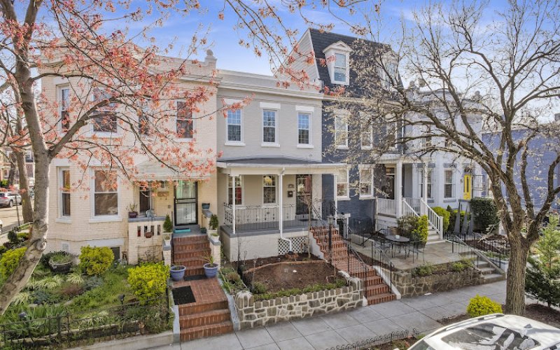 Jenn Smira & Co. at Compass Real Estate