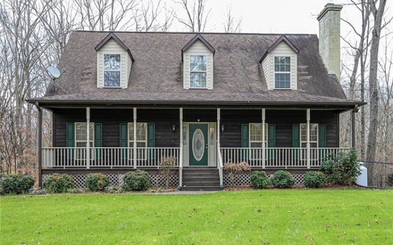 Pam Matthews, Broker | Allen Tate Realtors