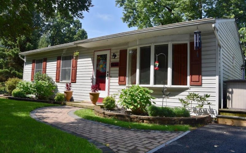 Kevin Snyder Sales Team - A Top Ranked Real Estate Team in Berks Cty & all of PA & MD - Kevin Snyder, Josh, Tom, Alex & Brady