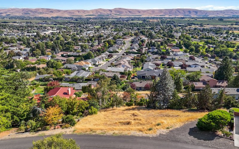 Cory Bemis, John L Scott Yakima, Real Estate Professional