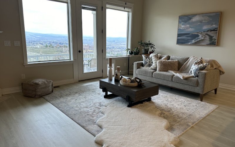 RE/MAX THE COLLECTIVE